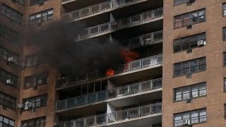 Early Arrival FDNY Operating at Brooklyn 1077 Box 3762 Ebbets Field Houses 6923 [upl. by Akieluz]