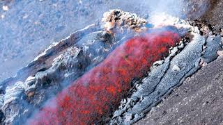 Vulcano Etna Attività eruttiva Voragine gennaio 2020 [upl. by Dalury706]