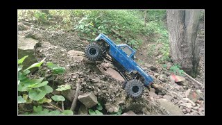 Redcat Everest 10 stock vs modified on the hill climbs [upl. by Anilet]