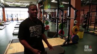 LaMichael James  Oregon Ducks Football Facilities  Autzen Stadium Tour Weight Room [upl. by Darraj]