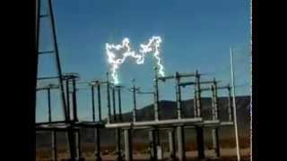 Electric arc  Opening of a 500 kV disconnector under load [upl. by Rexfourd]