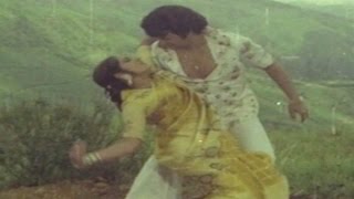 Challagali Veestundi Video Song II Challenge Ramudu  NTR Jayaprada Geeta [upl. by Alyahc678]