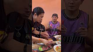 Buakaw Banchamek ve Saenchai 😅 [upl. by Reiko]