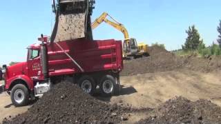 Ethian on the powerscreen screening topsoil [upl. by Weissberg]