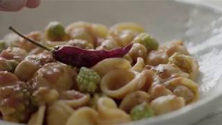 Academia Barilla Orecchiette med broccoli kikärtor och Barilla Basilico Sås [upl. by Safier625]