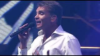 Theuns Jordaan ft Juanita  Net voor die storm kom quotLIVEquot 2012 [upl. by Gerry]