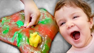 MISTURAMOS AMOEBA COM MASSINHA PLAY DOH Slime and Playdough for Kids [upl. by Nnauol]