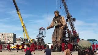 De Reuzen van Royal de Luxe  Leeuwarden [upl. by Oicnedif]