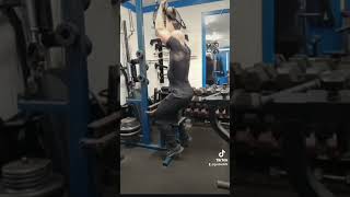 OUCH 😭 gymfail gymhumor uok keepgoingdontgiveup latpulldown headache fitfam michaeljackson [upl. by Hew]