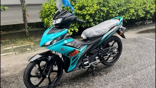 Yamaha Y135LC Fi V8 2023  Cyan Walkaround [upl. by Noma]