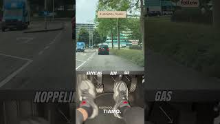 Rotonde welke versnelling 👀🚗 rijles rijlestalks voorjou fyp rijschooltiamo cbr schakelen [upl. by Obla244]