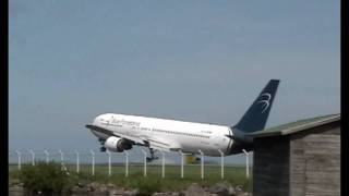 B767300 Blue Panorama Landing at Roatán MHRO Honduras [upl. by Had]