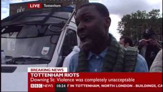 Youth worker Symeon Brown comments on Tottenham Riot 2011 North London [upl. by Ranna]