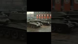 Tri tankista sowieckieczołgi tank dlaciebie viralvideo soviettanks [upl. by Placia546]