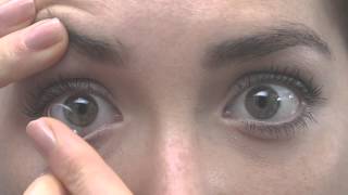 Comment mettre des lentilles de contact [upl. by Eladal984]