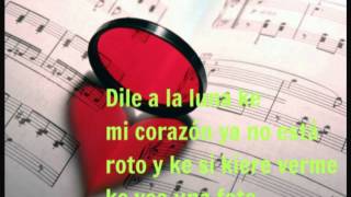 DILE A LA LUNA  SANTA RM con letra [upl. by Aisitel]