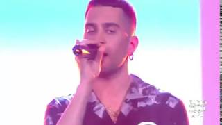 MAHMOOD live  910  Soldi [upl. by Viviane]