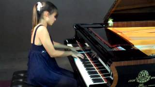 Isabelle DoanVan Playing Chaminade Automne Op35 No2mov [upl. by Pubilis]