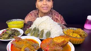 BIGBITES EATING RICE WITH GOLDA CHINGRI TANGRAR JHAL VANGOR FISH DAL SIM VAJA।। [upl. by Aidul141]