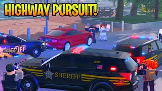 HIGH SPEED PURSUIT ON THE HIGHWAY ENDS IN A SHOOTOUT ERLC Realistic Roleplay Roblox [upl. by Rosenquist]