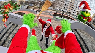 AT CHRISTMAS THE GRINCH STEALS CHILDRENS PRESENTS AND HAS BIG PROBLEMS WITH MOM Parkour Pov Funny [upl. by Necyrb]