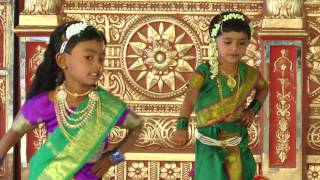 Kunya Gavacha Ala Pakharu  HD English Medium School Gathering Dance  201617 [upl. by Lienet277]