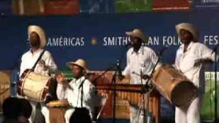 Cantadoras del Pacífico  quotMirandoquot Live at Smithsonian Folklife Festival 2009 [upl. by Molli]