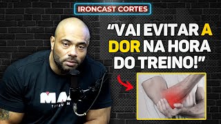 JULIO REVELA OS EXERCÍCIOS QUE VOCÊ DEVE EVITAR SE TEM EPICONDILITE – IRONCAST CORTES [upl. by Yelkrab]