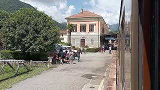 TRENO STORICO Novara  Varallo Sesia in arrivo a Varallo [upl. by Manvil]