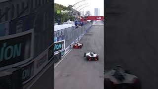 An INSANE end to the Season 10 São Paulo EPrix 🫨  Shorts FormulaE [upl. by Tigram632]