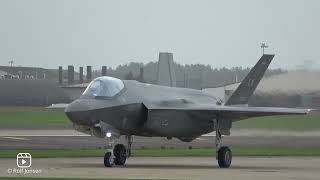 495th squardon F35 lightnings departing Lakenheath for a training sortie 4K [upl. by Tsyhtema302]