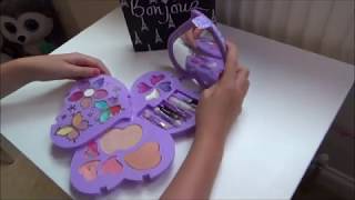 Claires Cosmetic Make Up Sets Glitter Heart Set amp Book Set [upl. by Ellehsram350]