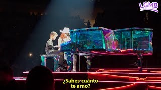 Lady Gaga sube al escenario a niño con autismo durante su show en Pittsburgh [upl. by Ackerman]