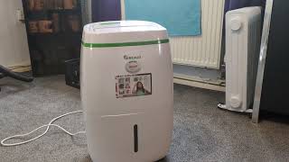 What dehumidifier to buy Meaco 20l This helps with damp and condensation [upl. by Anilave642]