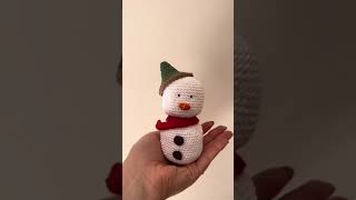 Tutorial Pupazzo di neve all’uncinetto amigurumi [upl. by Anerok161]