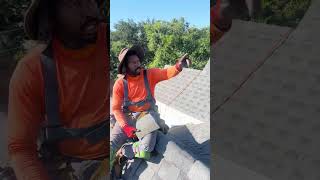 Como instalar un z ridge en el roofing [upl. by Asilehc652]