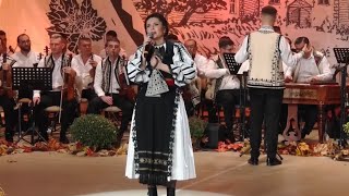 Gabriela Tuță  Lung e drumul şi bătut Festivalul “Strugurele De Aur” 2024 [upl. by Edora665]