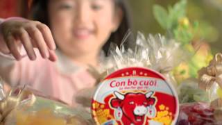 Quảng cáo phô mai Con Bò Cười Tết 2014  Trao gửi nụ cười Tết gắn kết những yêu thương [upl. by Calvo]