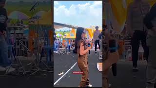 Cantika Davinca cantik mempesona live perform tuban [upl. by Naejamron]