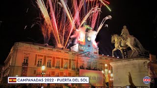 🎉 ¡Feliz 2022 · Las 12 Campanadas desde la Puerta del Sol en Madrid directo [upl. by Rodd329]