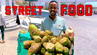 STREET FOOD XAMAR WAYNE MUQDISHO SOMALIA 🇸🇴 [upl. by Ocirnor]