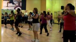 Ella Me Copia  Zumba® Fitness w Rod [upl. by Barney]