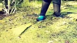 MSV Mess flooding amp fill in dry Baskerdog swamp my new HUNTER original tall blue rubber boots [upl. by Lanford]