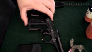 GUNS Cleaning my Bersa Thunder 380 [upl. by Shargel]