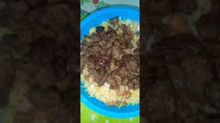 Arroz Feijão Com Couro De Porco E Picadinho Carne De Vaca Frita Refeição Cardápio Do Almoço Meals [upl. by Jeth]