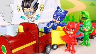 PJ Masks Toys ⚡ Romeo takes the train ⚡🚂⚡ [upl. by Mcleod]