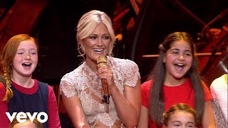 Helene Fischer  In der Weihnachtsbäckerei Live aus der Hofburg Wien [upl. by Llekcir]