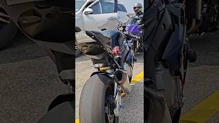 Akrapovic evolution line 2018 s1000rr Titanium colours [upl. by Enyrehtak]