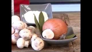 Recette du traditionnel bœuf bourguignon  Tuto cours de cuisine Croquons la vie [upl. by Enilekaj]