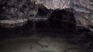 Erste Höhlentour mit abseilen  in eine Schlucht amp finden den Höhlensee [upl. by Eceryt]